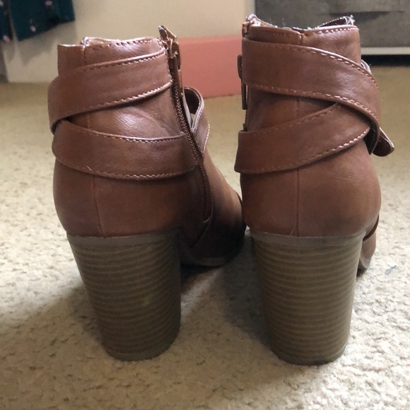 LC Lauren Conrad Brown Booties - Picture 8 of 12